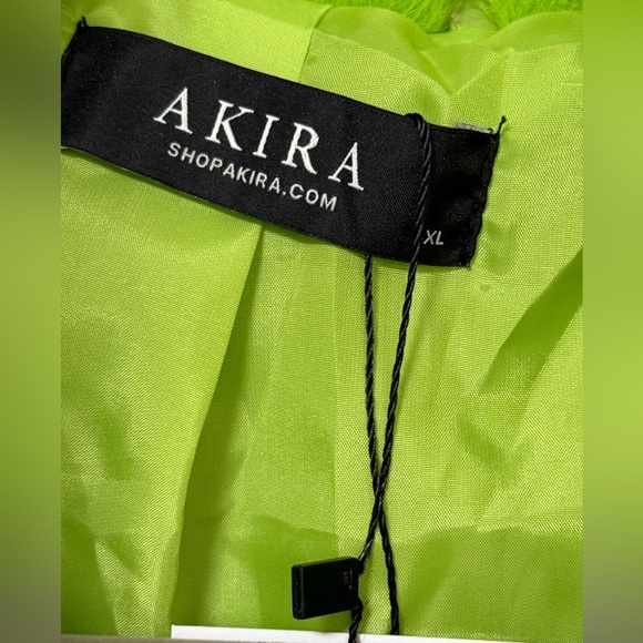 AKIRA NWT Stunning Shocking Green Faux Fur Cropped Lined Teddy Jacket (0720) - Picture 12 of 14